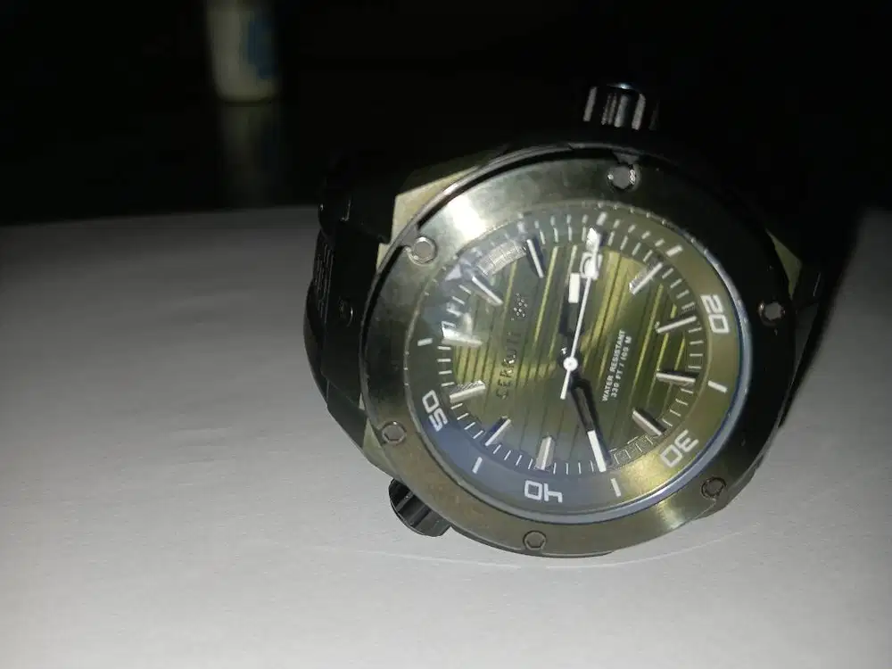 Jual jam tangan bekas