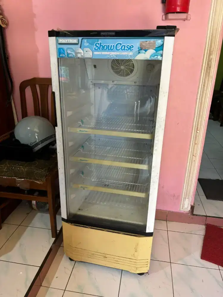 Polytron showcase bekas ukuran medium