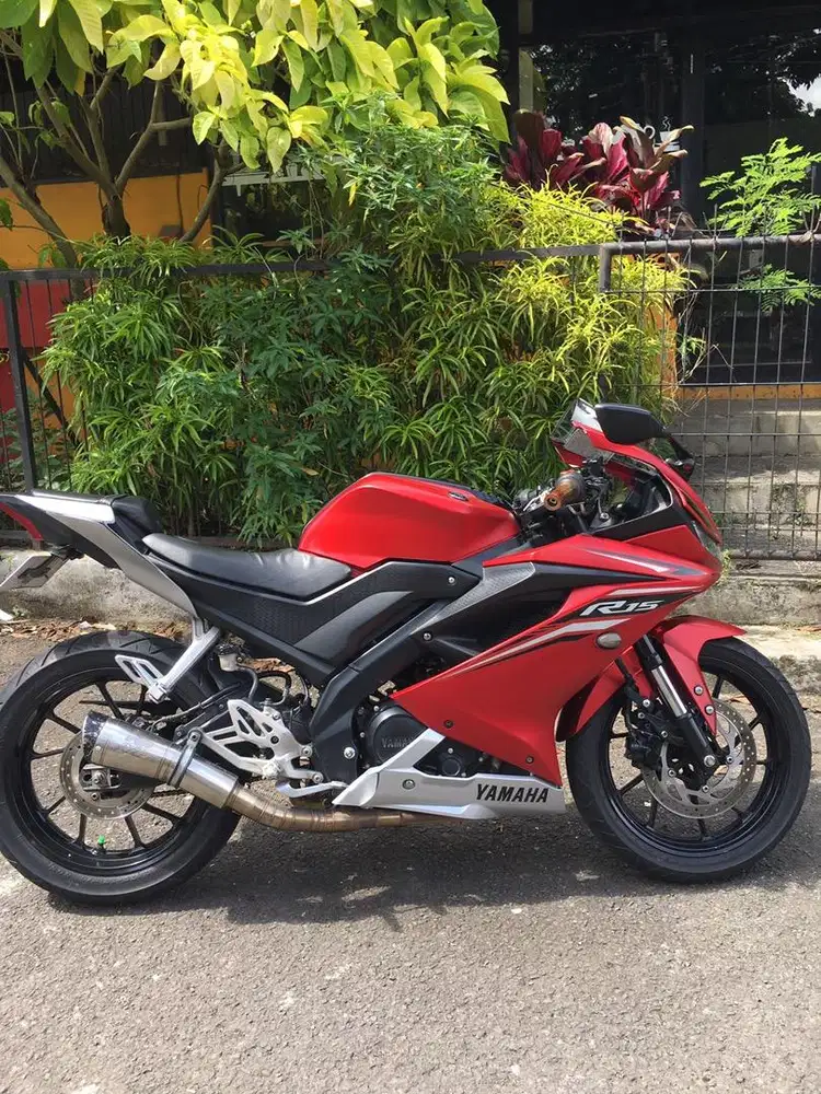 R 15 V3 2017 Akhir