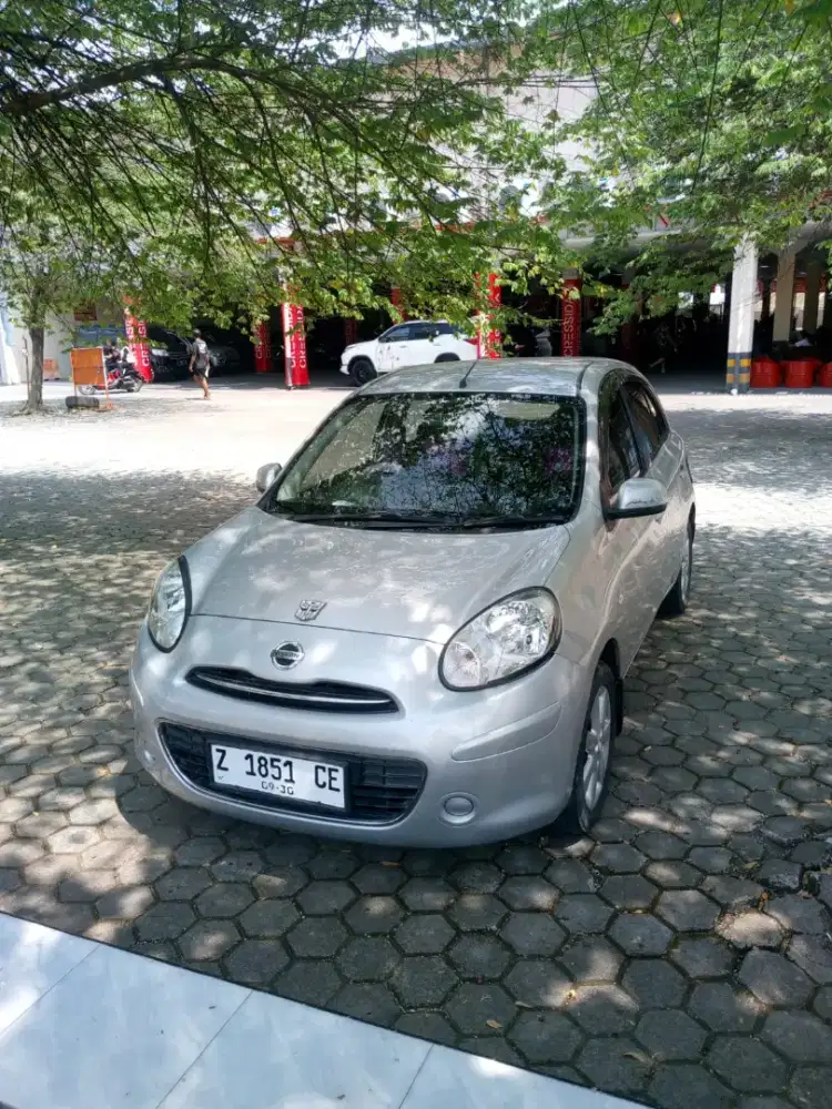Nissan March 1.2 Manual 2012
