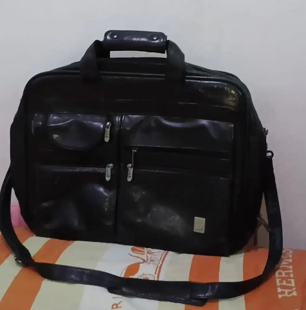 dijual tas kerja Condotti Ori