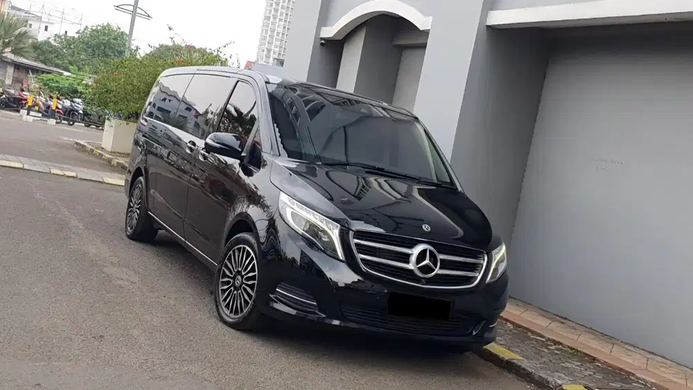 Mercedes Benz Viano Class V260 Avantgarde 2018