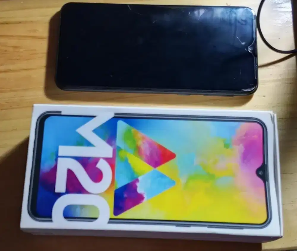 Jual Samsung Galaxy M20