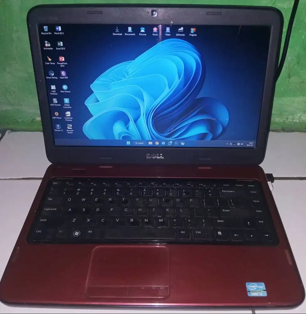 DELL Inspiron N4050 Windows 11 Lancar Jaya