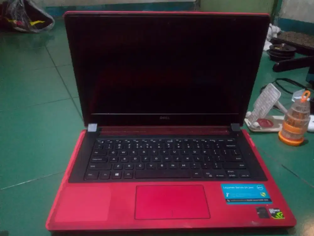 Laptop dell 7447 c i7 gen4 gtx 850 minusan