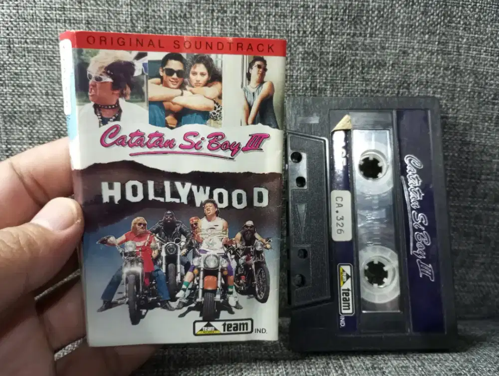 Kaset Soundtrack Film
Catatan Si Boy 3