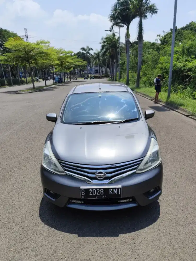 Nissan Grand Livina SV Matic 2014