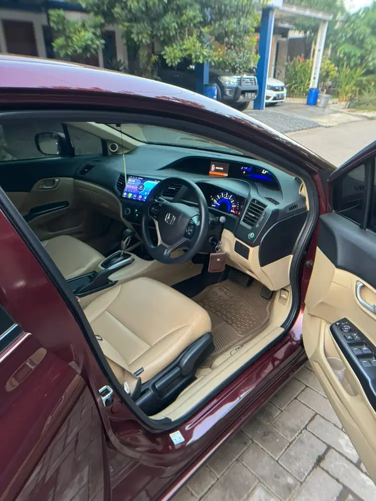 Honda Civic 2015 Bensin