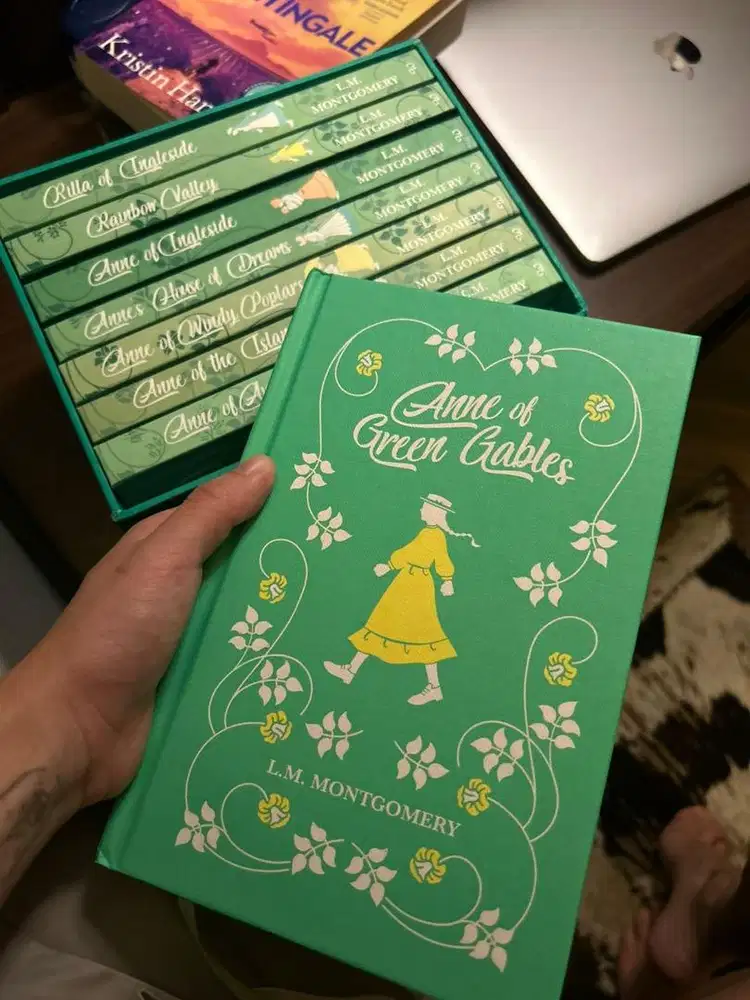 The Anne of Green Gables Series Boxed Set