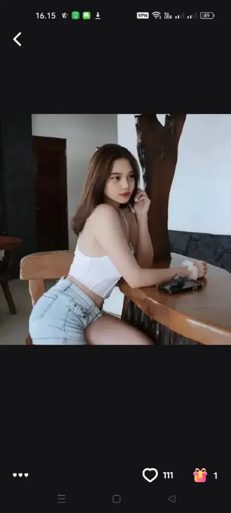 Di cari model wanita