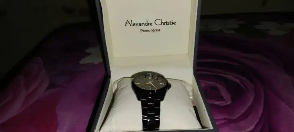 Jam Tabgan Wanita Aleandre Christie