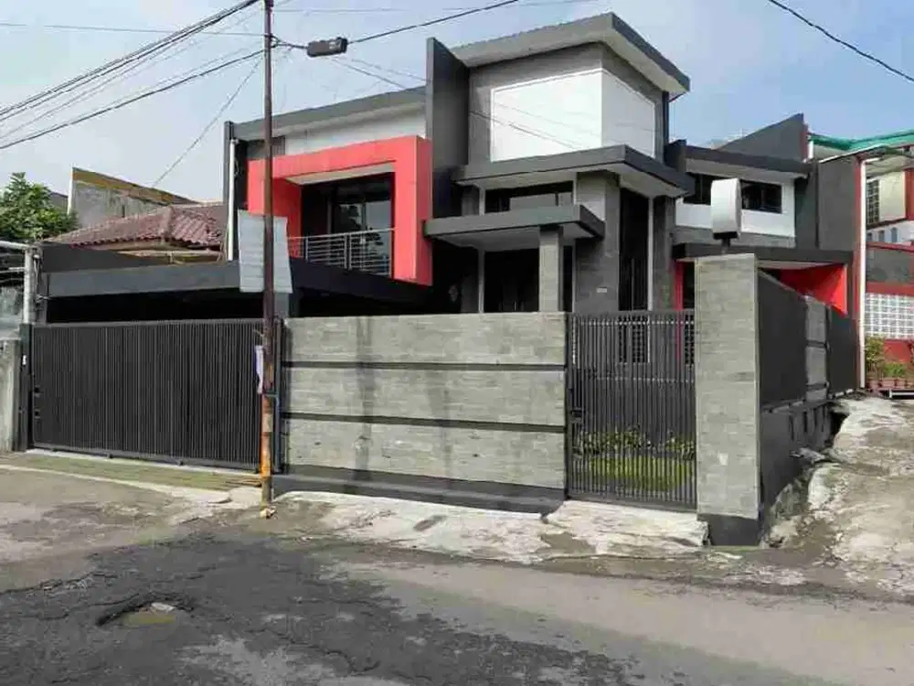 DIJUAL RUMAH POSISI HOOK DEKAT PASTEUR BANDUNG