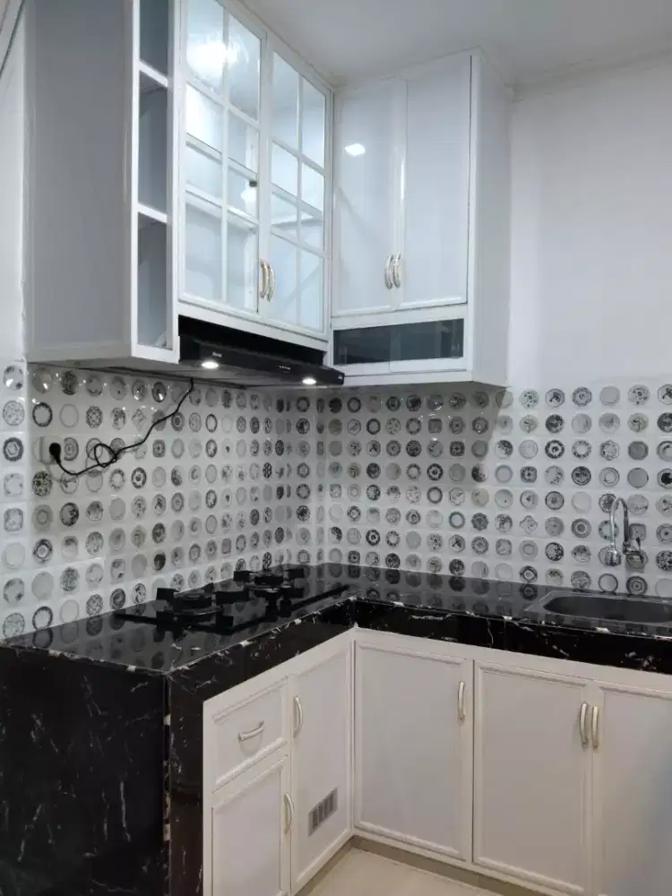 Kitchen set aluminium minimalis ,kuat dan kokoh  + FREE ONGKIR