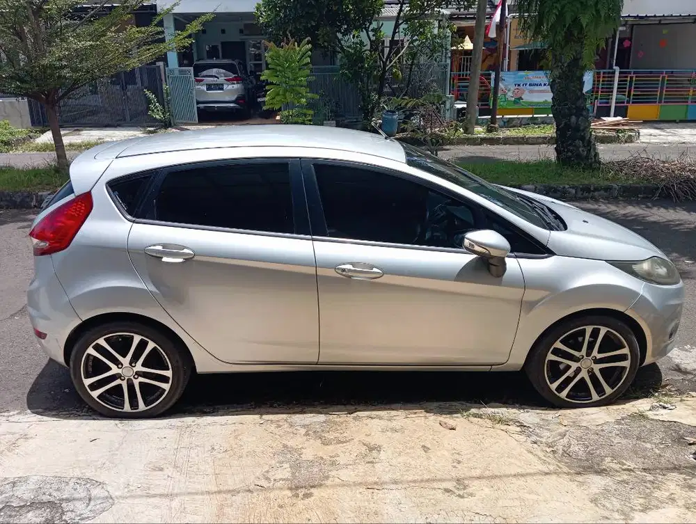 Ford Fiesta 1.4 Silver Matic 2010