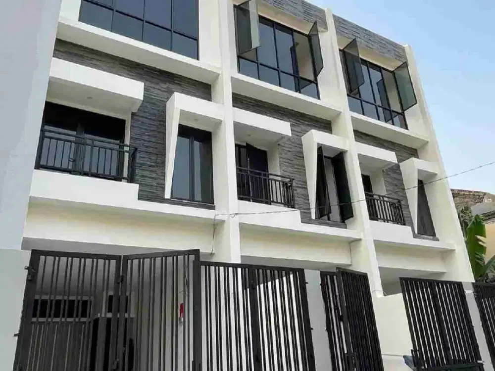 DIJUAL RUMAH BARU *4,2 x 24. BEBAS BANJIR. Kepa Duri, Jakarta Barat