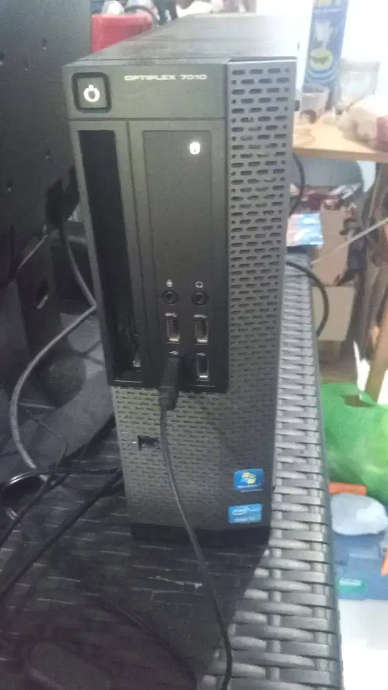 CPU Dell OptiPlex7010 Proscessor i7-3770 / SSD 128 GB / RAM 20 GB
