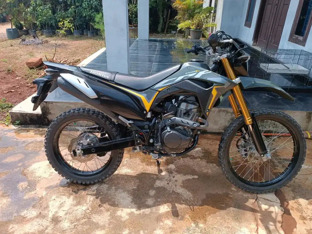 Honda crf 150 L 2023 plat lampung tengah