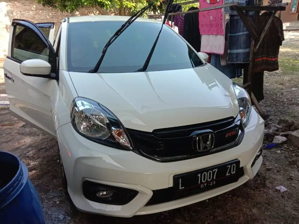 Di jual Brio putih Pelat L