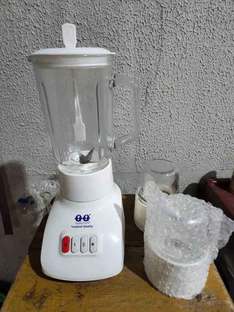 blender national lengkap dengan 2 buah choper