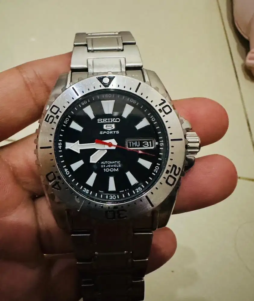 Jual Santai Jam Tangan Seiko 5 Sport Legend.