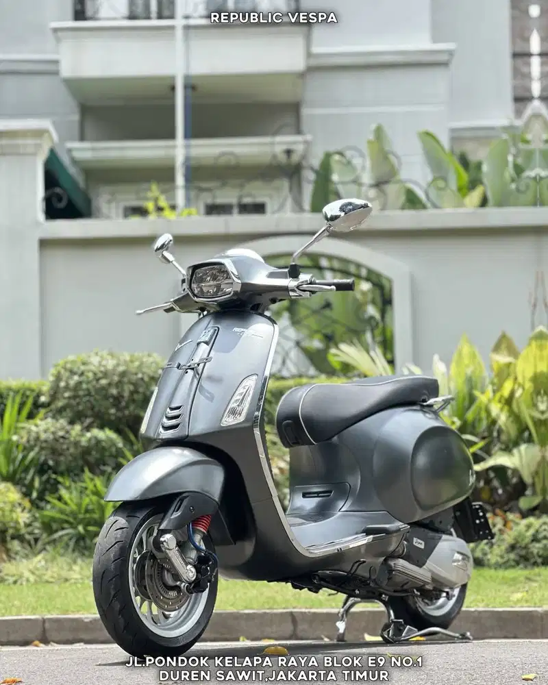 DIJUAL CEPAT PIAGGIO VESPA SPRINT 150 IGET ABS LED TH 2019 WARNA GREY
