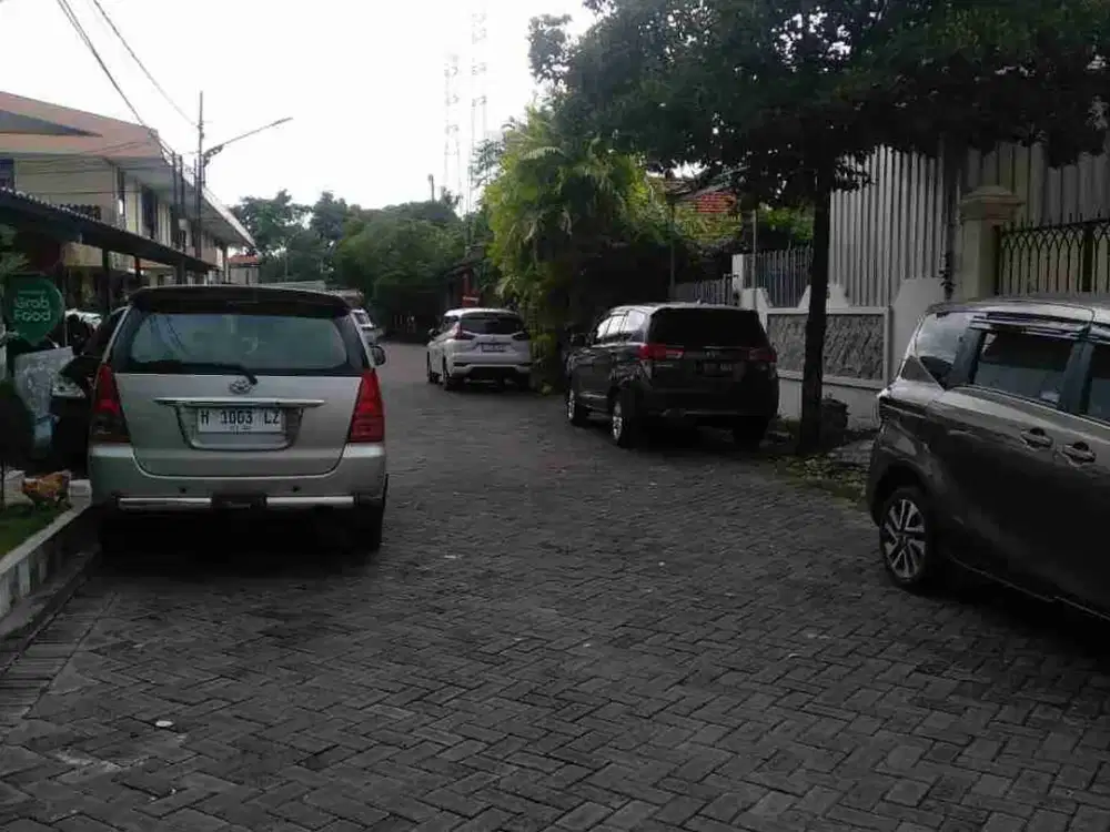 SEWA/JUAL RUMAH BAGUS SIAP PAKAI JL.NGAGEL JAYA UTARA DKT JLN BESAR RY PUCANG