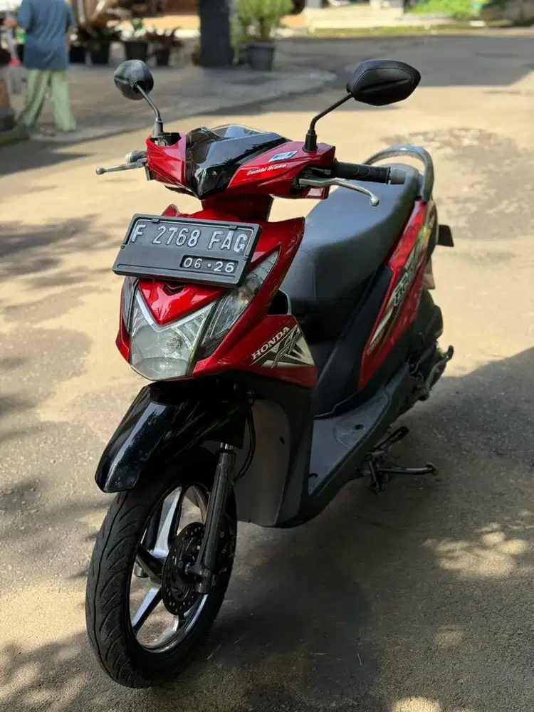 Honda Beat Fi Thn 2016 Merah Mulus