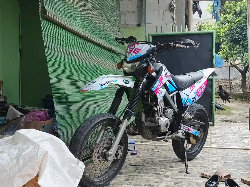 Kawasaki KLX 150