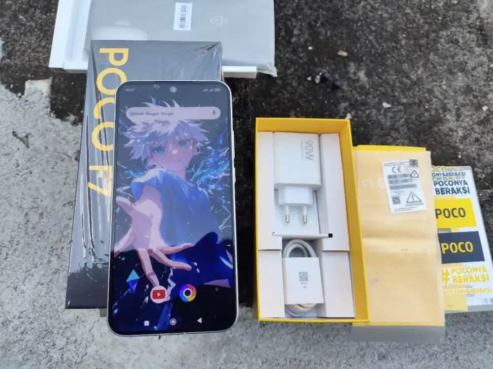 POCO F7 (12/512GB) Snapdragon 8s Gen 4 6500mAh 90 HyperCharge 120Hz