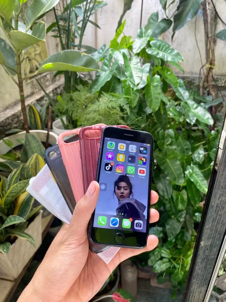 Iphone 7 32gb Ex cewe mulus