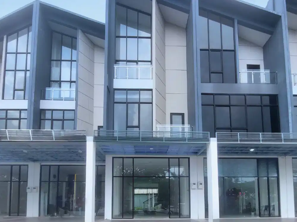 Ruko New East 2 Muka 3lt 5x17 Hadap Jalan JGC Jakarta Garden City Cakung