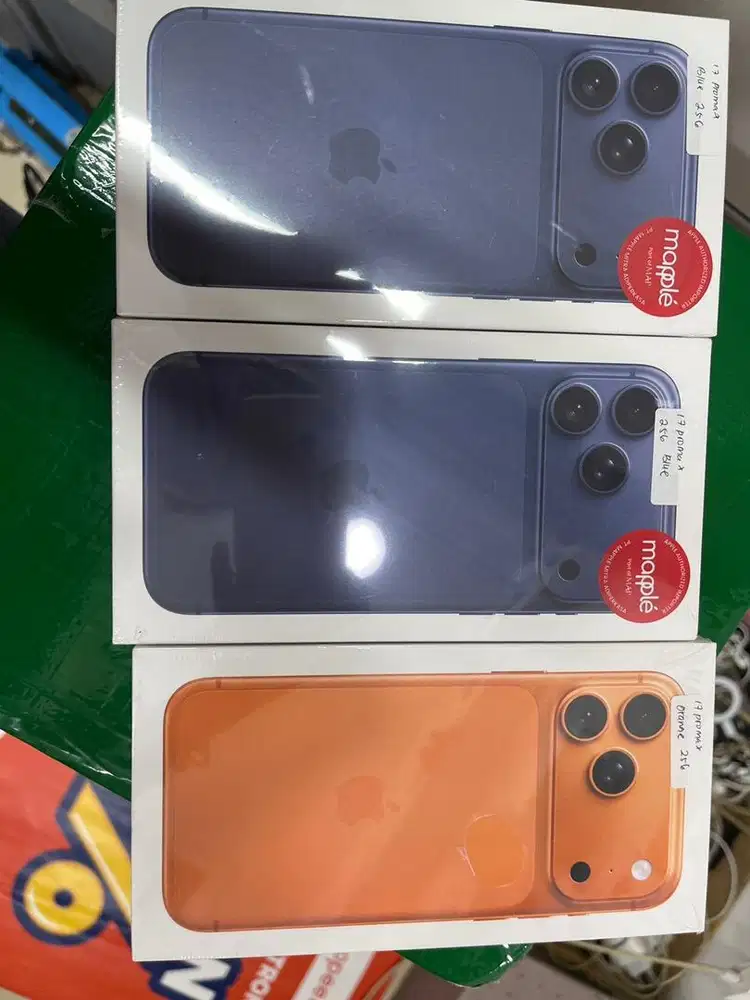 apple iphone 17 promax New deep blue