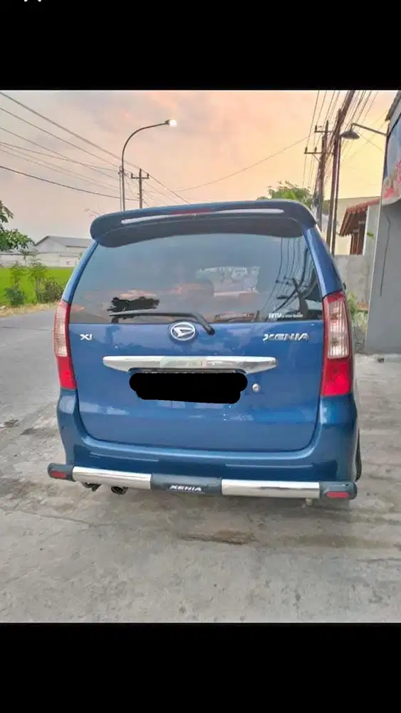 Daihatsu Xenia 2004 Bensin