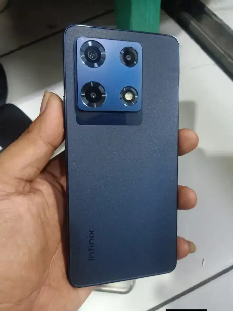 INFINIX NOTE 30 PRO NOMINUS