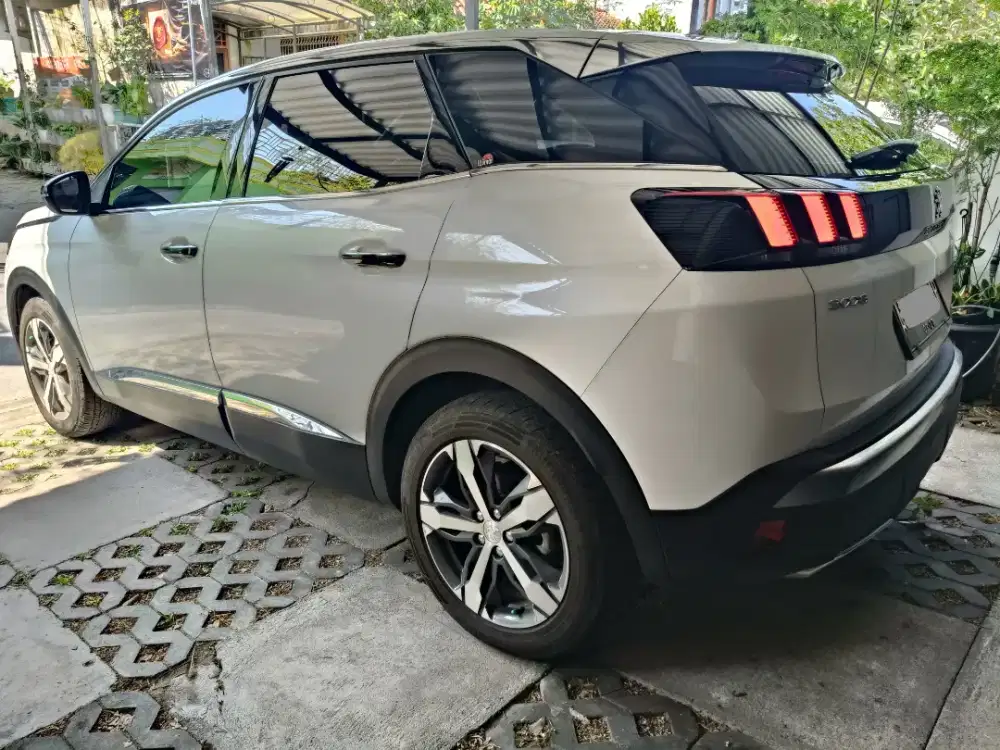 KM 14rb Peugeot 3008 AB asli 2021