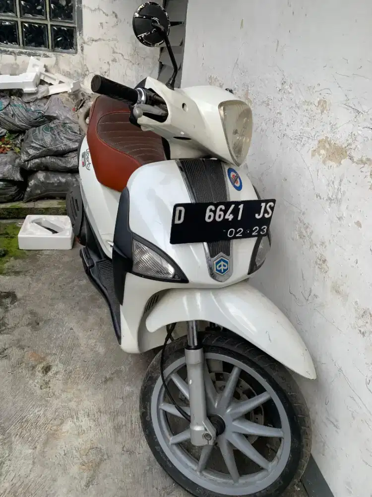 Vespa matic Piaggio Liberty