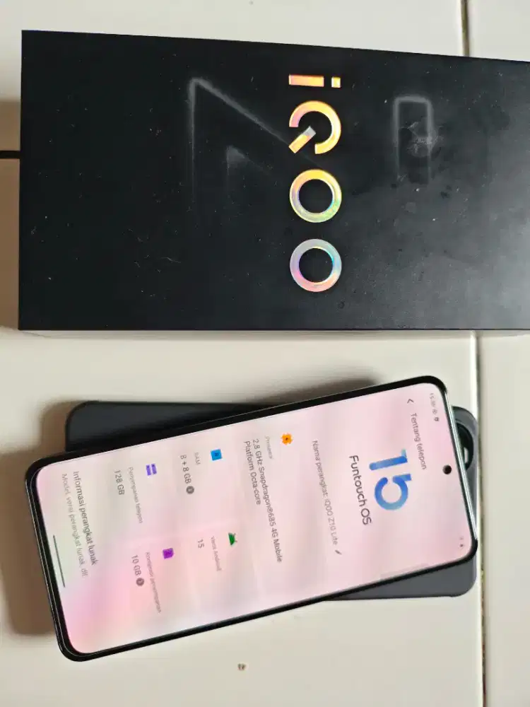 Iqoo Z10 Lite 8/128Gb like new Garansi Panjang bisa TT
