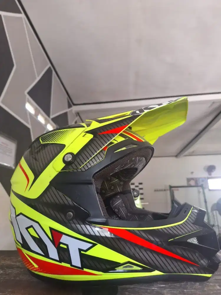 Jual helm kyt cross trail