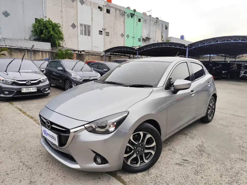 DP MURAH - Mazda 2 1.5 Skyactiv Bensin-AT 2015