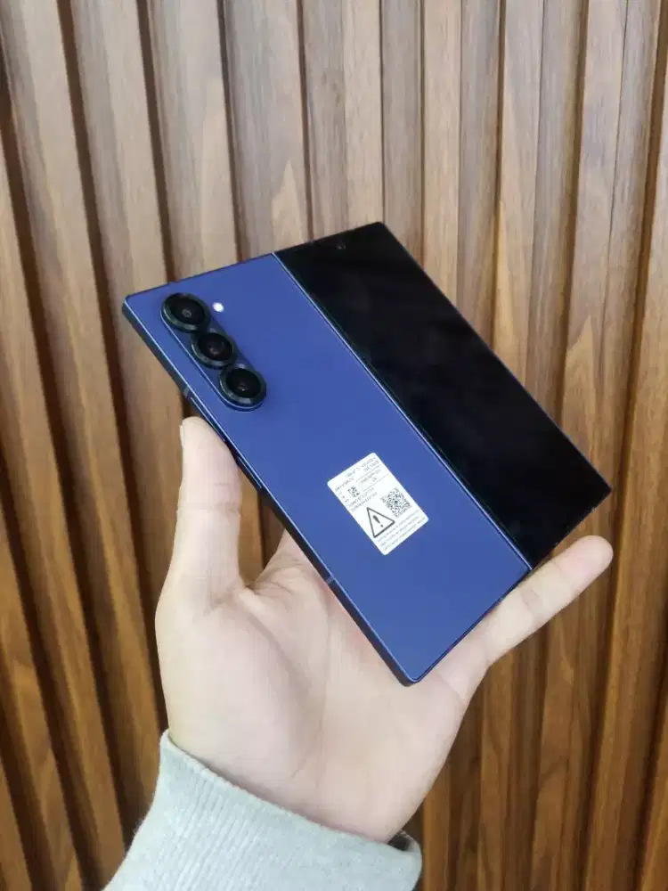 Samsung Z Fold 6 Ram 12/256 GB Garansi Mei 2026