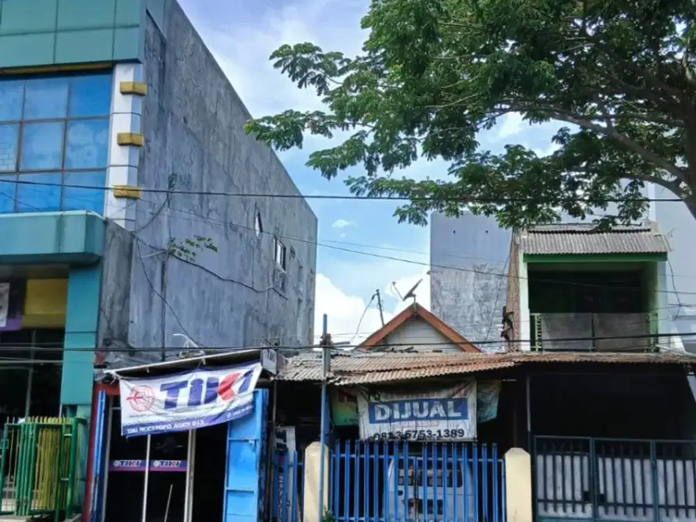 RUMAH USAHA BANGUNAN LAMA HITUNG TANAH DI KOMERSIAL AREA JALAN RAYA PUSAT KOTA SURABAYA