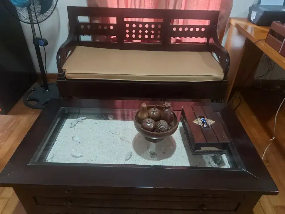 Dijual cepat 1 set kursi kayu jati asli