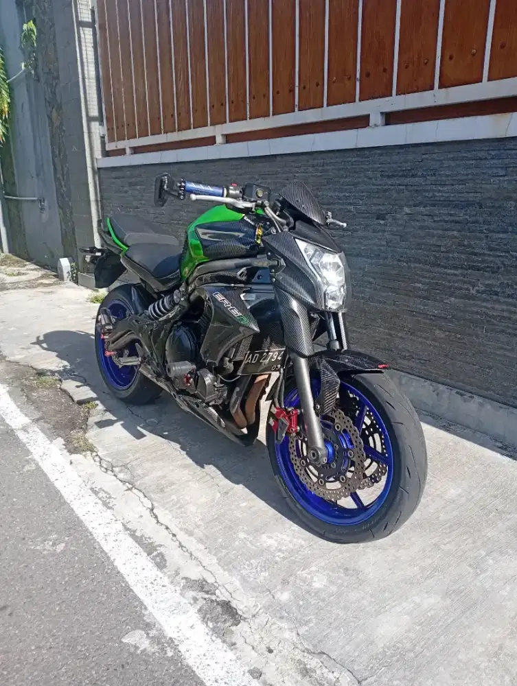Kawasaki ER 6 2014