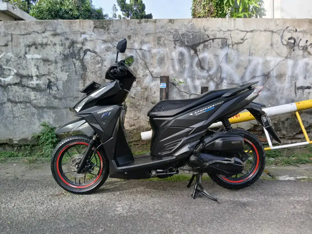 Honda vario 150 LED OLD tahun 2016 Kondisi Bagus