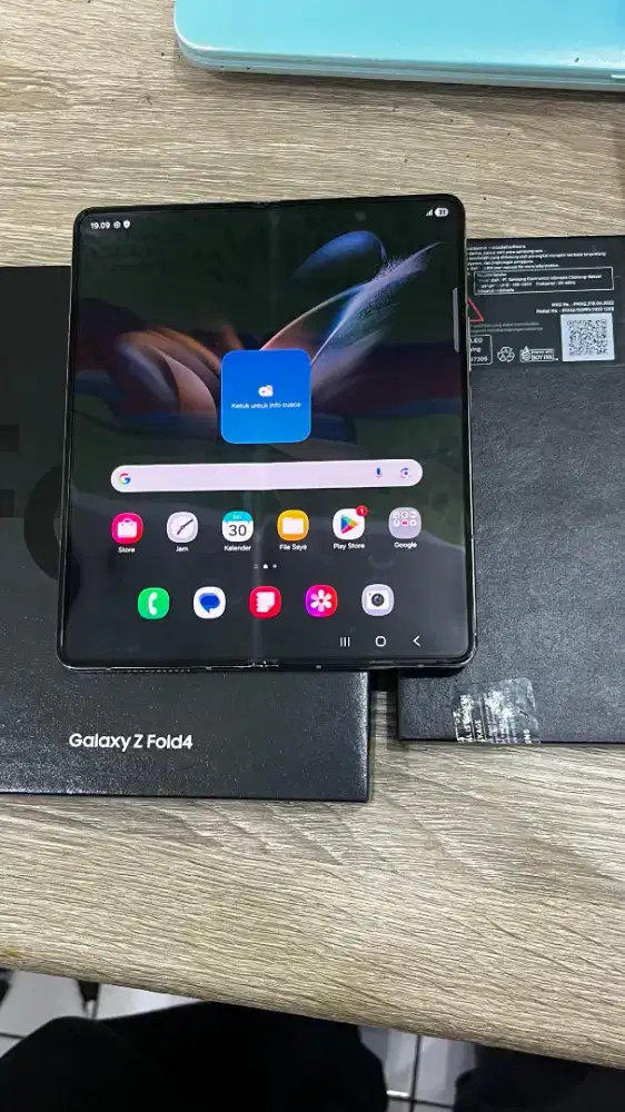 Samsung z fold 4 12/256 gb sein