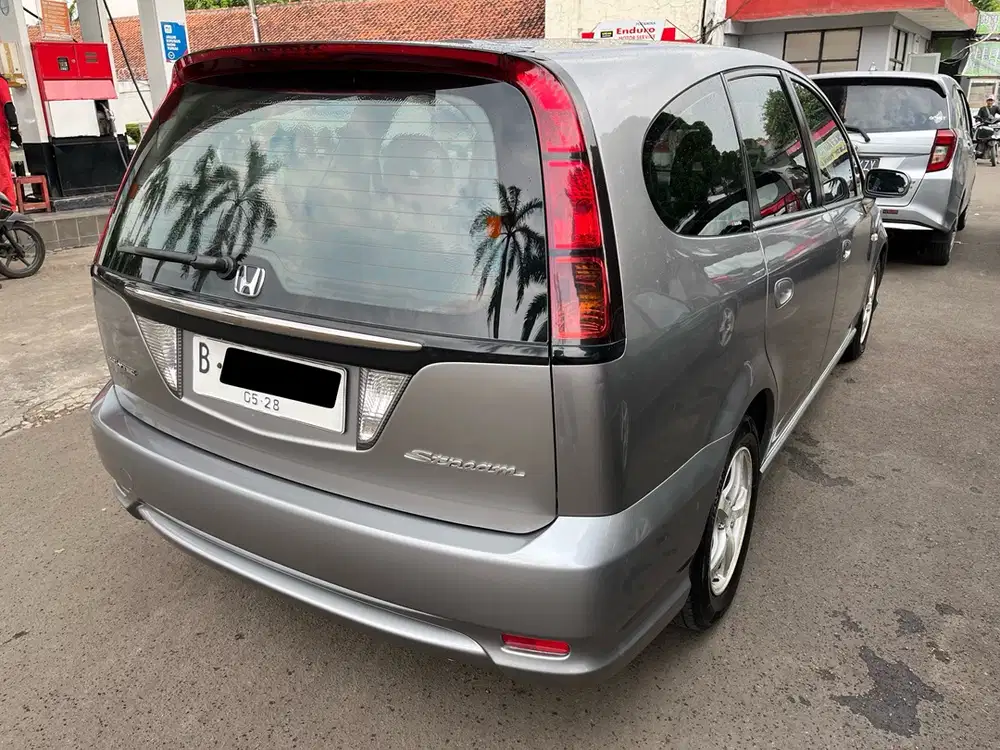 Honda Stream 2005 Bensin