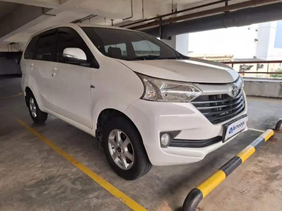 DP RENDAH Toyota Avanza 1.3 Transmover Bensin-MT 2020 FFR