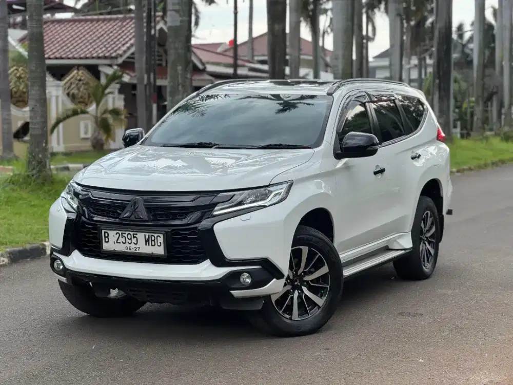 Mitsubishi Pajero Sport Dakar 4X2 AT 2016 Putih Mutiara  SIAP PAKAI