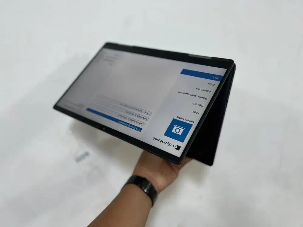 Laptop toshiba x30e core i7 gen 11 16gb NVME 256gb 2in1 kuliah kerja