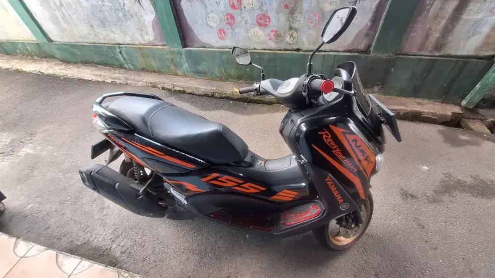 NMAX SANGAT TERAWAT TANGAN PERTAMA